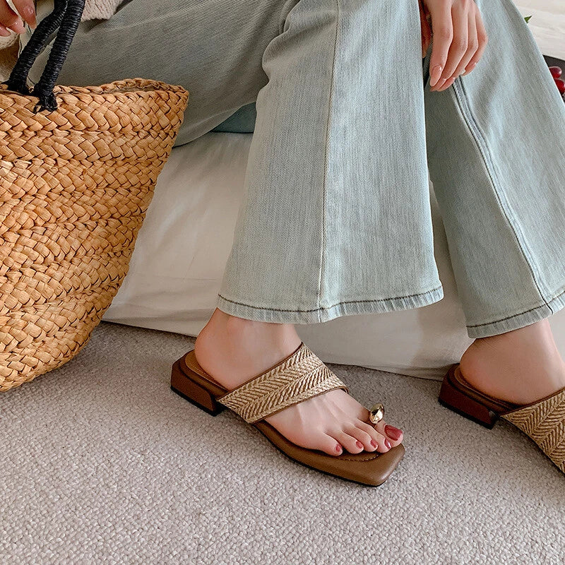 Womens Metal Buckle Slippers Summer Coarse Middle Heel Square Toe Beach Sandals