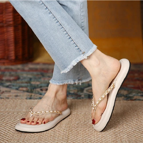 Women Flip Flops SummerFootwear Slippers Flat Sandals Beach Cloud Platform Shoes