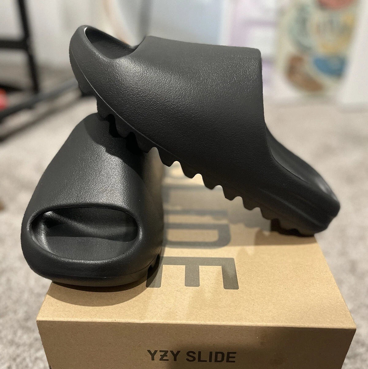 Adidas Yeezy Slide Onyx Size 8
