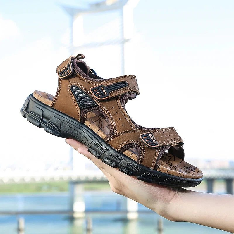 2024 Men's Sandals Outdoor Hiking Trekking Shoes Men Beach Slippers Sneakers