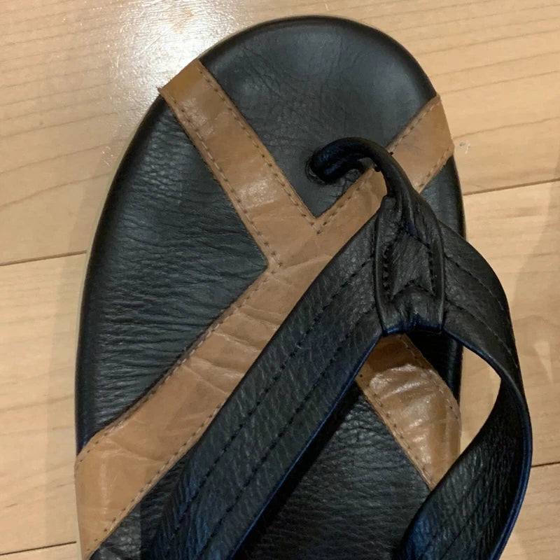 Island Slipper x  Kaws Men’s 11 OF Hand Made Leather Sandals Flip Flops Thongs