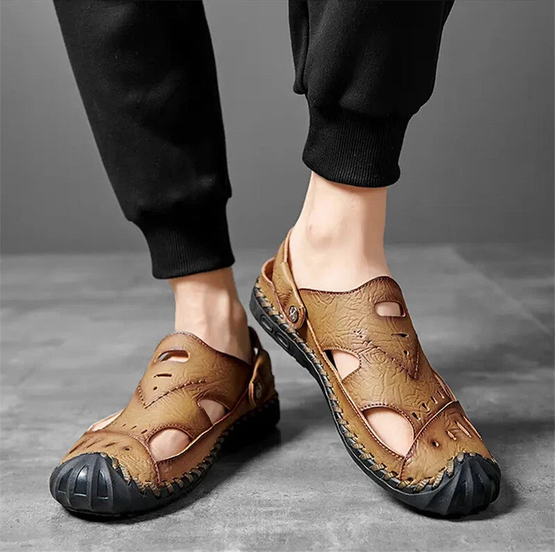 Men Soft Breathable Leather Sandals Light Outdoor Casual Slippers Summer Shoes