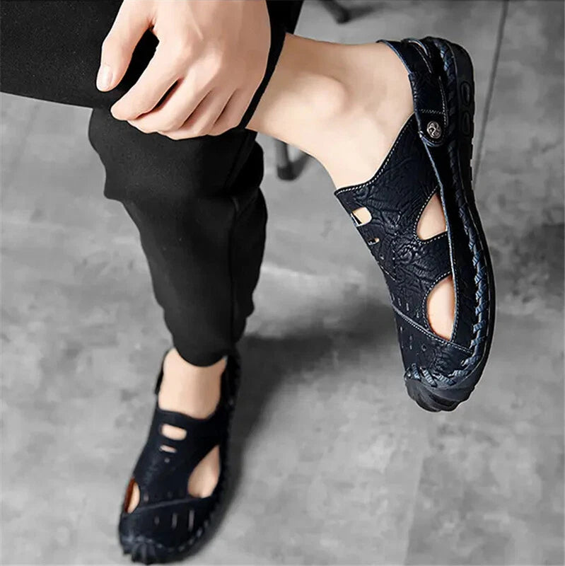 Men Soft Breathable Leather Sandals Light Outdoor Casual Slippers Summer Shoes