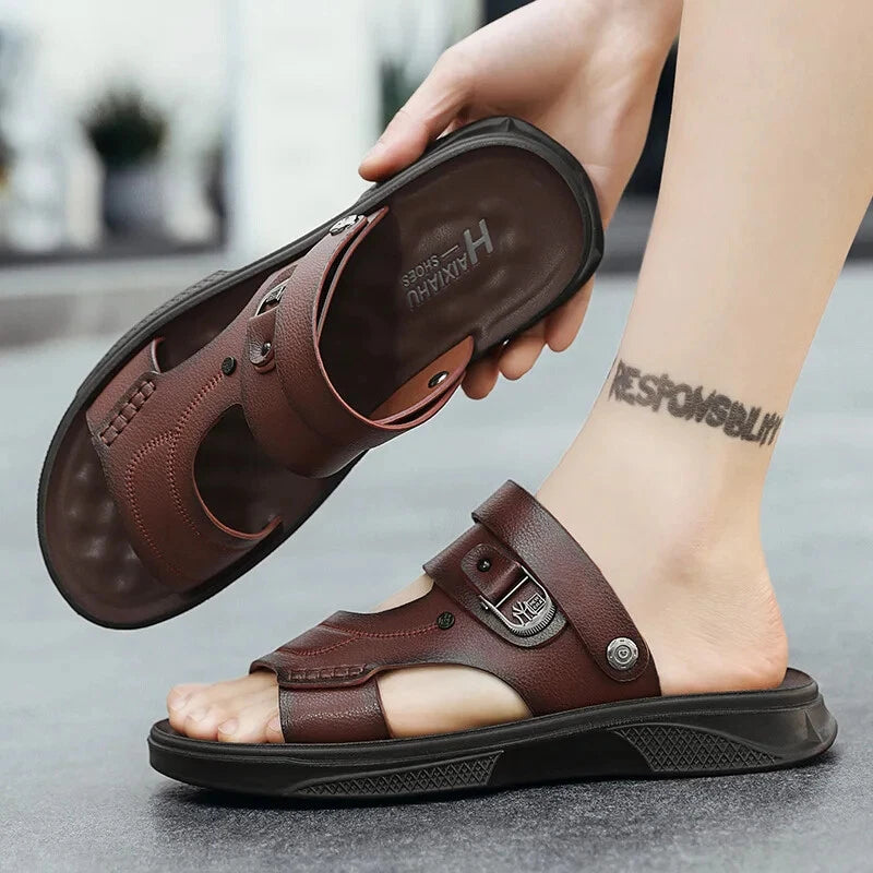 Summer Men's Sandals Breathable Non-Slip Outdoor Slippers Soft Sole Beach Shoes