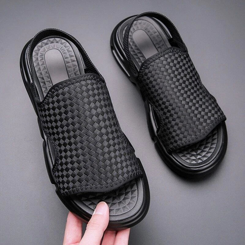 Men's Sandals 2023 Summer Sports Beach Wear Breathable Outdoor Sandals Slippers