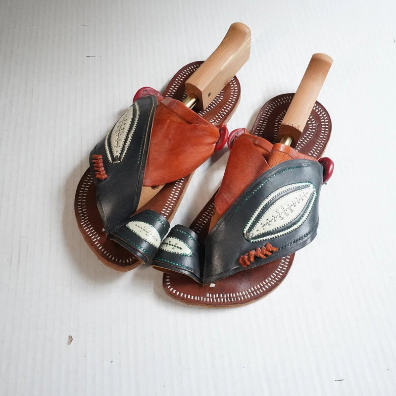 Kuwaiti Arabian Gulf handmade leather Men's 9.5/10 flat sandals slipper