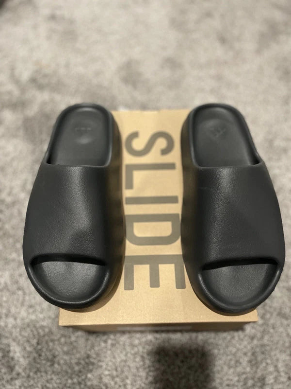 Adidas Yeezy Slide Onyx Size 8