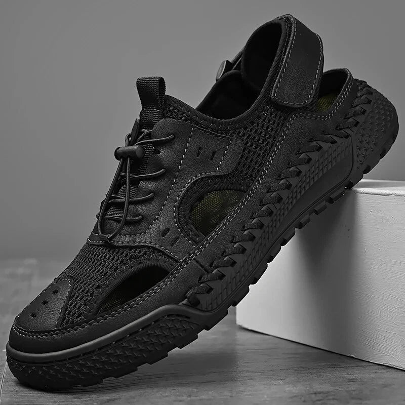 Men's Summer Sandals Hollow Breathable Flats Slippers Outdoor Beach Shoes