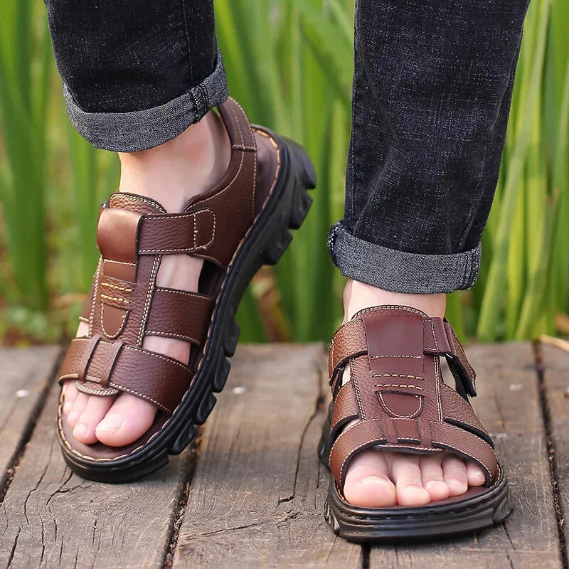 Men's Beach Shoes Summer Sandals Slippers Outdoor Thick-soled Flats Footwear