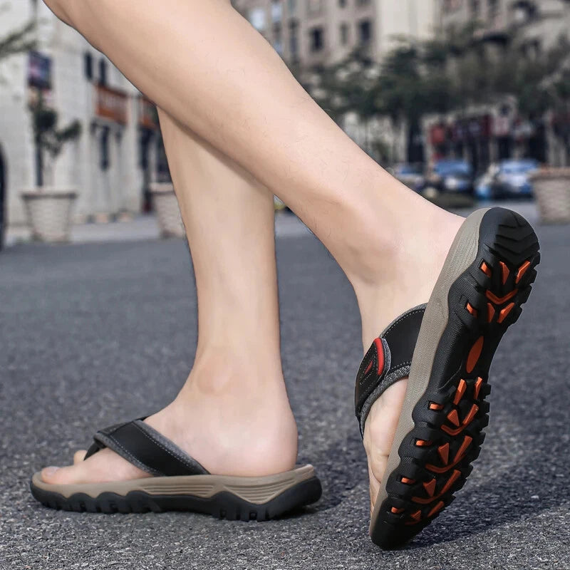 Summer Men's Slippers Breathable Sandals  Outdoor Flip Flops Casual Beach Shoes