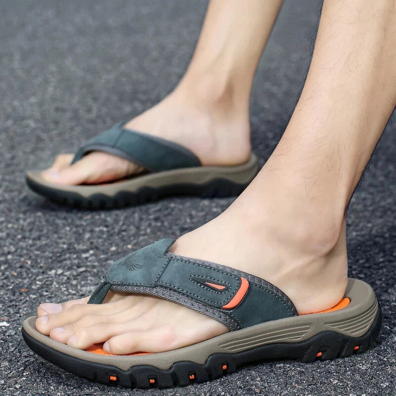 Summer Men's Slippers Breathable Sandals  Outdoor Flip Flops Casual Beach Shoes
