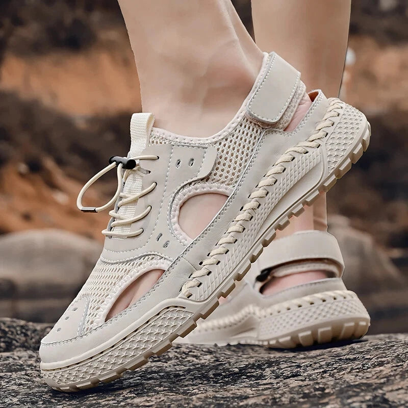 Men's Summer Sandals Hollow Breathable Flats Slippers Outdoor Beach Shoes