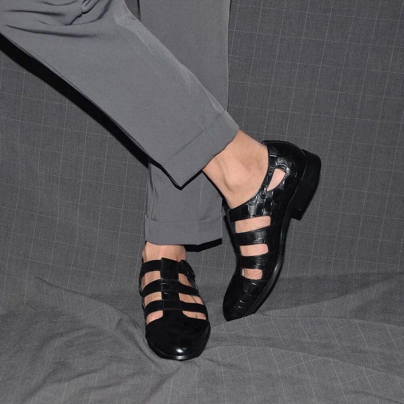 Mens Summer Embossed Leather Sandals Outdoor Casual Hollow Out Breathable Shoes