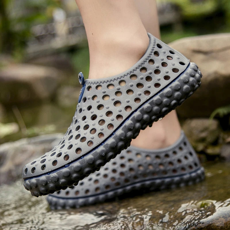 Men's Summer Hollow Out Breathable Beach Sandals Casual Outdoor Slippers Camping