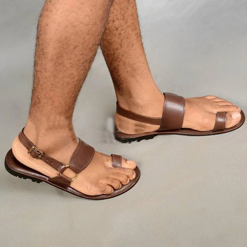 Smmer Men's Sandals Vintage Toe Ring PU Leather Male Flats Shoes Beach Slippers