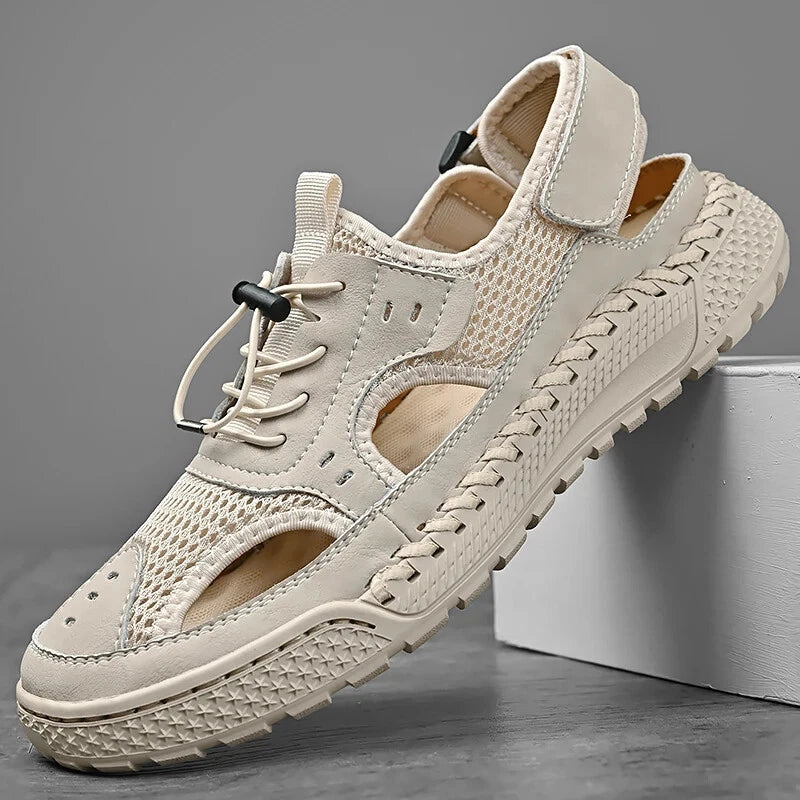 Men's Summer Sandals Hollow Breathable Flats Slippers Outdoor Beach Shoes