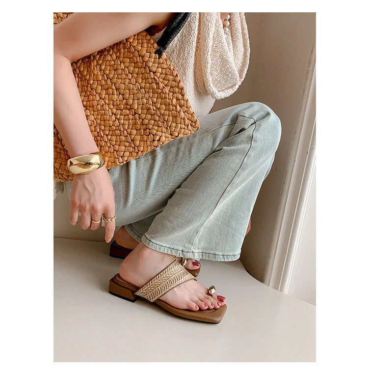 Womens Metal Buckle Slippers Summer Coarse Middle Heel Square Toe Beach Sandals