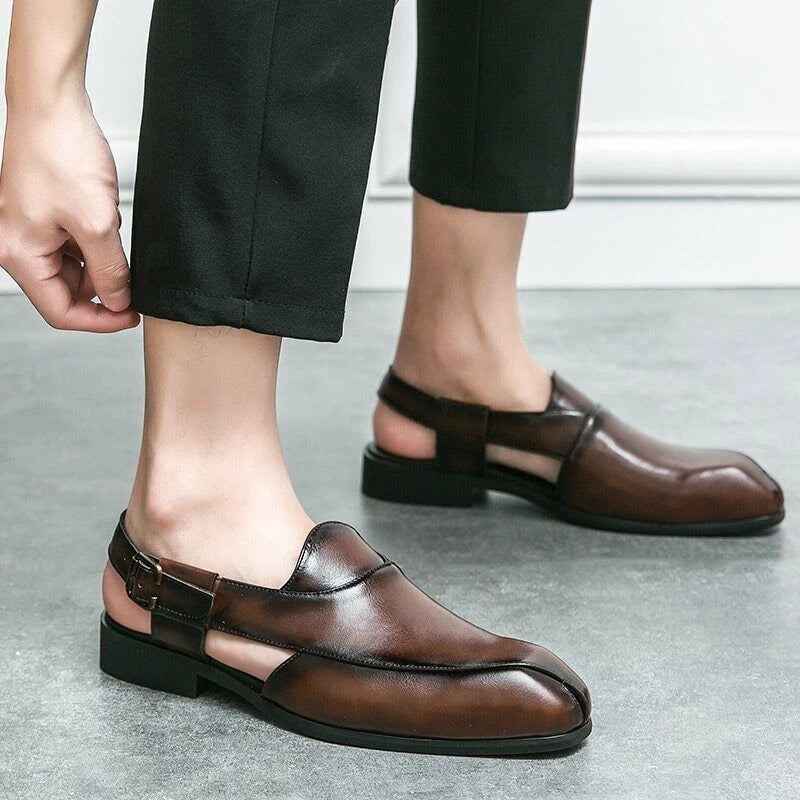 Men's Sandals Anti-collision Driving Shoes Handmade Beach Retro Sandals Slippers